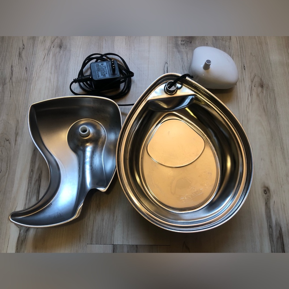 Pioneer Pet Stainless Steel Fountain and New Unopened 15 Replacement Filters - Picture 17 of 17